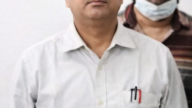 internal medicine doctor in Tamluk Dr Kousik Majhi patient consultation