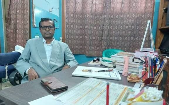 dr.r bhanja.jpg