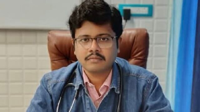 alt="Primary care doctor in Tamluk Dr Mainak Maity"