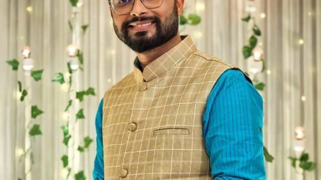 dentist in Tamluk West Bengal Dr Abhisek Gucchait